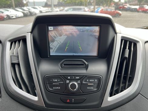 Used 2019 Ford Transit 350 XLT image 21