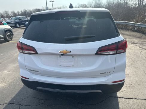 Used 2024 Chevrolet Equinox LT AWD/4WD image 3