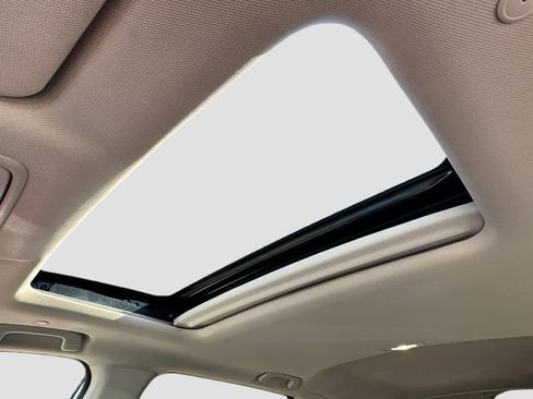 Used 2024 Honda CR-V EX-L image 14