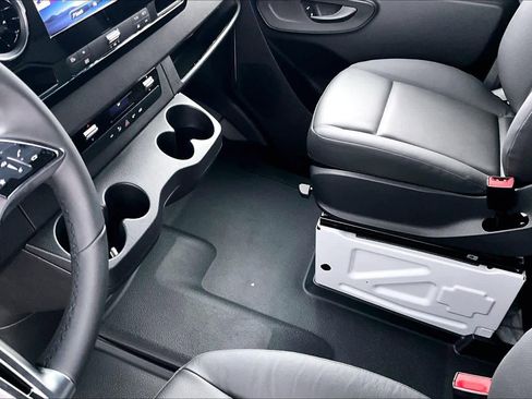 New 2026 Mercedes-Benz Sprinter 2500 image 7