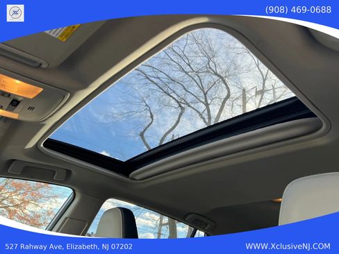 Used 2017 Toyota RAV4 Limited image 27