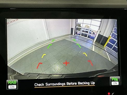 Used 2022 Subaru Forester Touring image 11