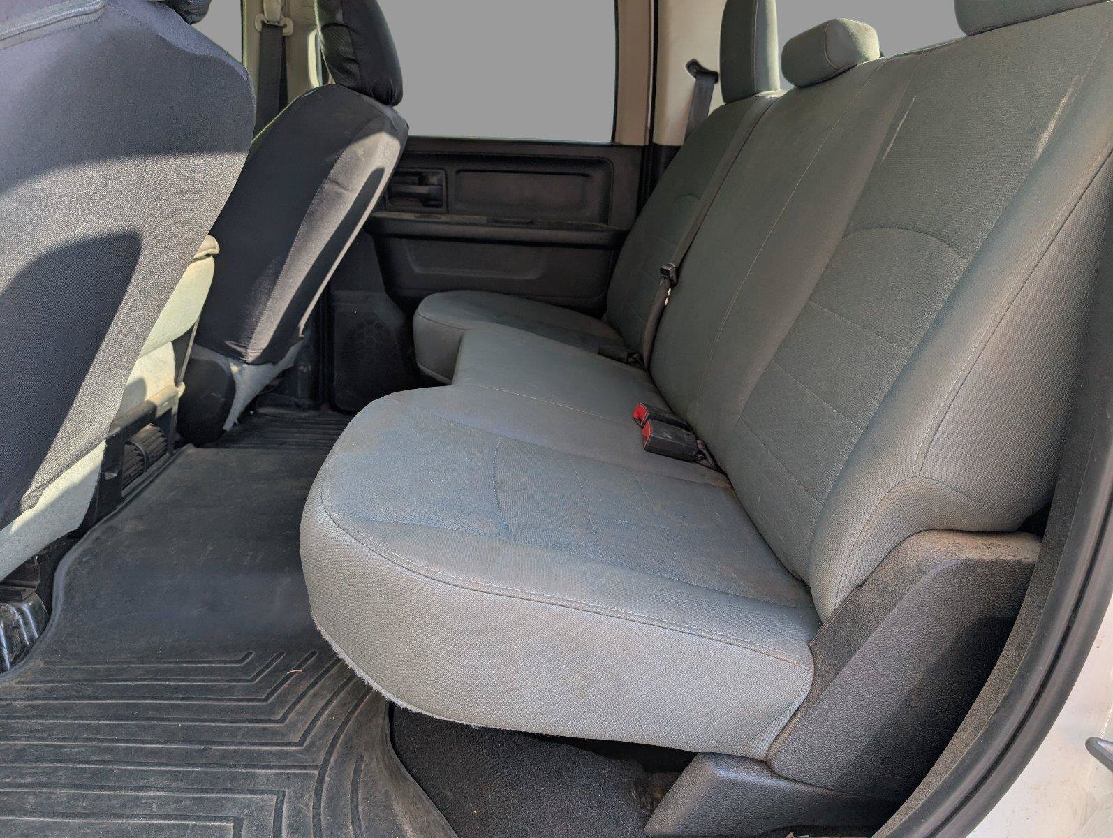Used 2018 RAM 2500 Tradesman w/ Chrome Appearance Group AWD/4WD image 34