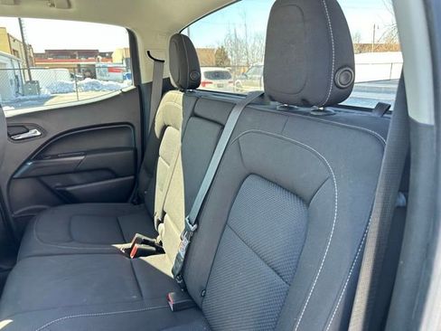 Used 2020 Chevrolet Colorado LT image 15