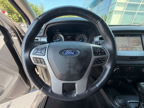 Used 2019 Ford Ranger XLT w/ Equipment Group 302A Luxury AWD/4WD image 12