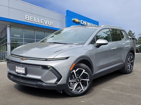 New 2026 Chevrolet Equinox EV LT AWD/4WD image 1