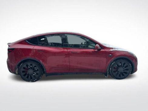 Used 2024 Tesla Model Y Performance image 6