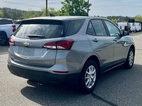 Used 2023 Chevrolet Equinox LS AWD/4WD image 5