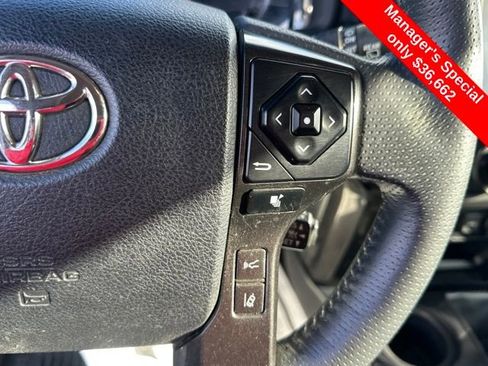 Used 2022 Toyota 4Runner TRD Off-Road Premium image 21