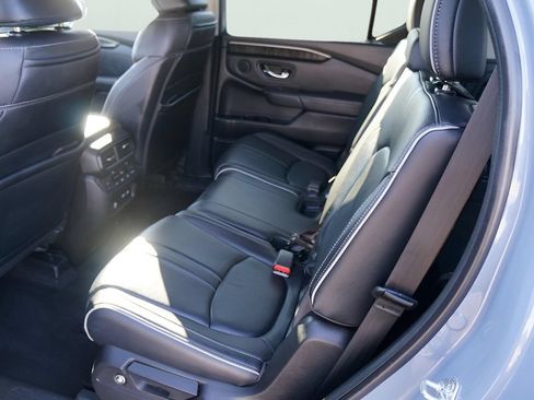 Used 2023 Honda Pilot Elite image 5