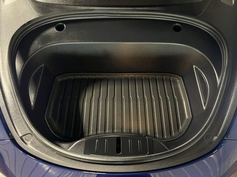 Used 2023 Tesla Model 3 Standard Range image 41