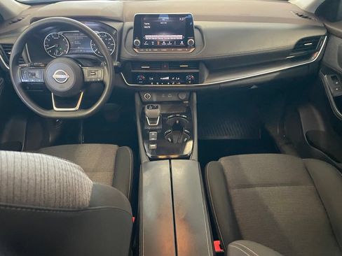 Certified 2023 Nissan Rogue SV FWD image 11