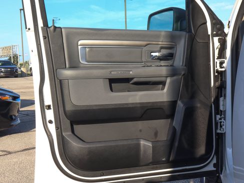 Used 2017 RAM 1500 Big Horn AWD/4WD image 16
