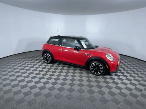 Used 2022 MINI Cooper SE image 2