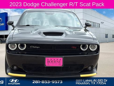 Used 2023 Dodge Challenger R/T Scat Pack RWD image 2