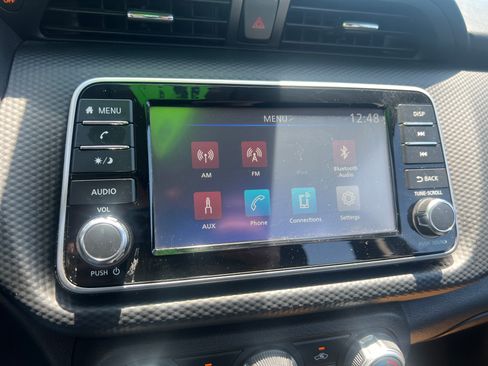Used 2024 Nissan Kicks S FWD image 11