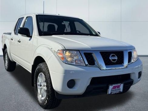 Used 2017 Nissan Frontier SV image 7