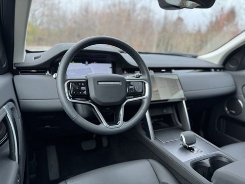 New 2025 Land Rover Discovery Sport S image 23