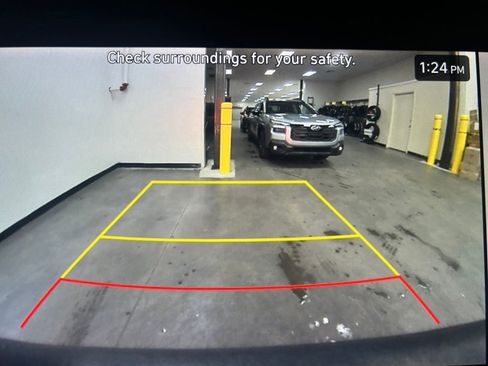 Used 2022 Hyundai Santa Cruz Limited image 23