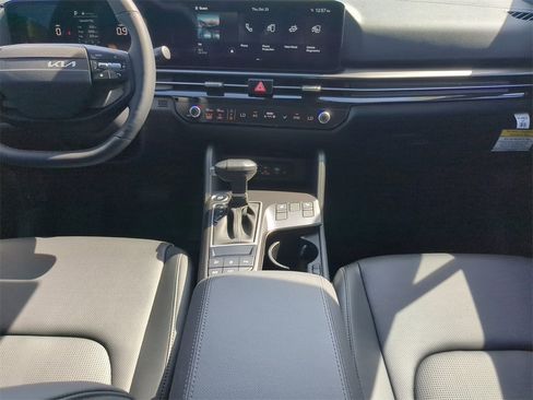 New 2026 Kia Sportage EX image 17