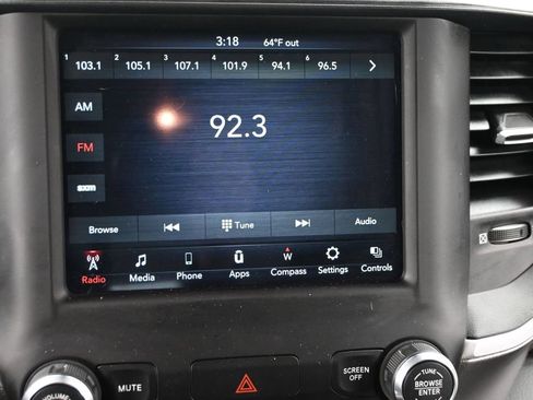 Used 2021 RAM 1500 Big Horn AWD/4WD image 17