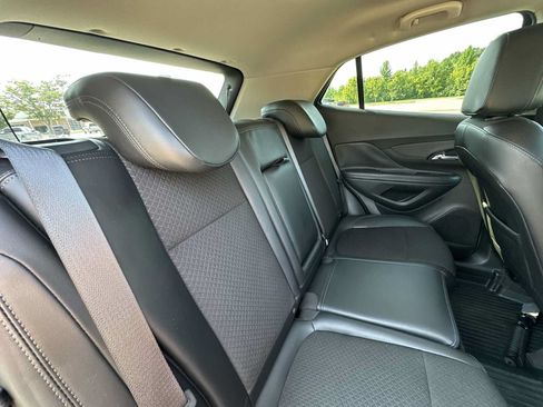 Used 2019 Buick Encore Preferred FWD image 21