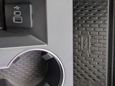 New 2026 Lincoln Nautilus Reserve image 21