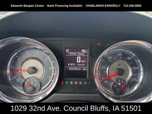 Used 2014 Chrysler Town & Country S image 17