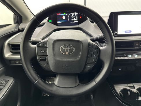 Used 2024 Toyota Prius LE image 23