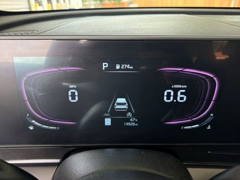 Used 2024 Kia Sportage EX image 23