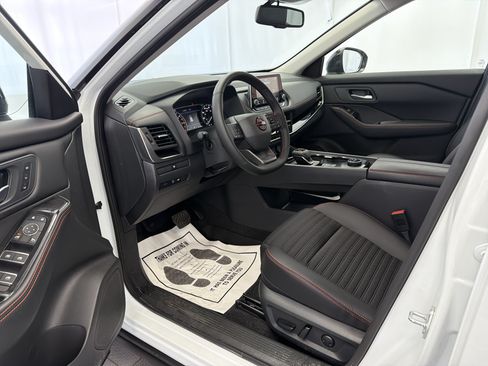 Used 2025 Nissan Rogue SV w/ Rock Creek Premium Package AWD/4WD image 7