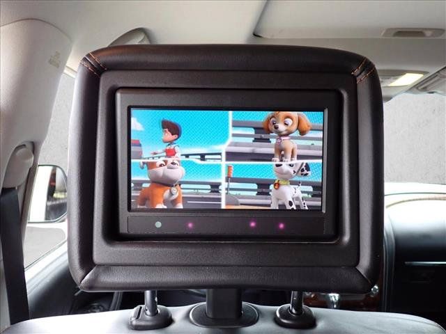 Used 2017 Nissan Armada Platinum w/ Captain Seat Package AWD/4WD image 11