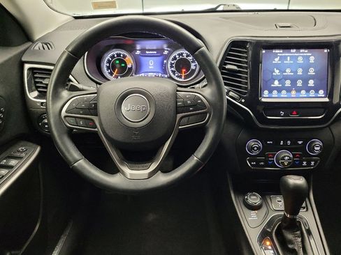 Used 2019 Jeep Cherokee Limited AWD/4WD image 22