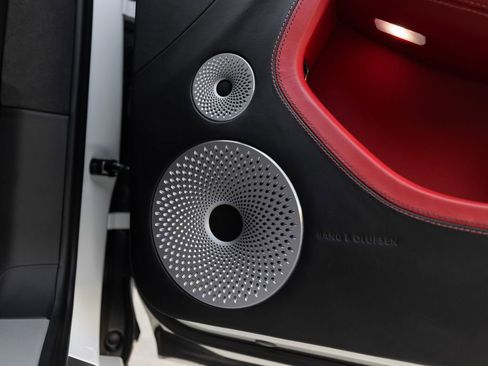 Used 2021 Bentley Continental GT V8 image 36