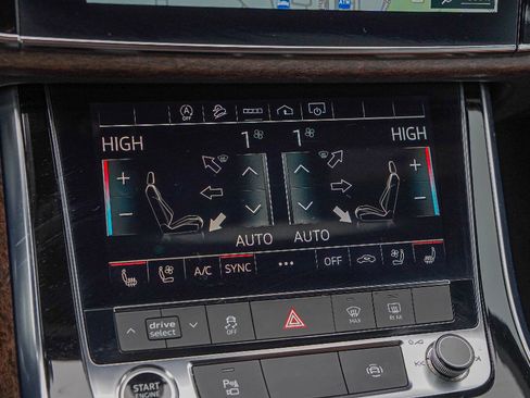 Used 2024 Audi Q8 Premium Plus w/ Premium Plus Package image 17