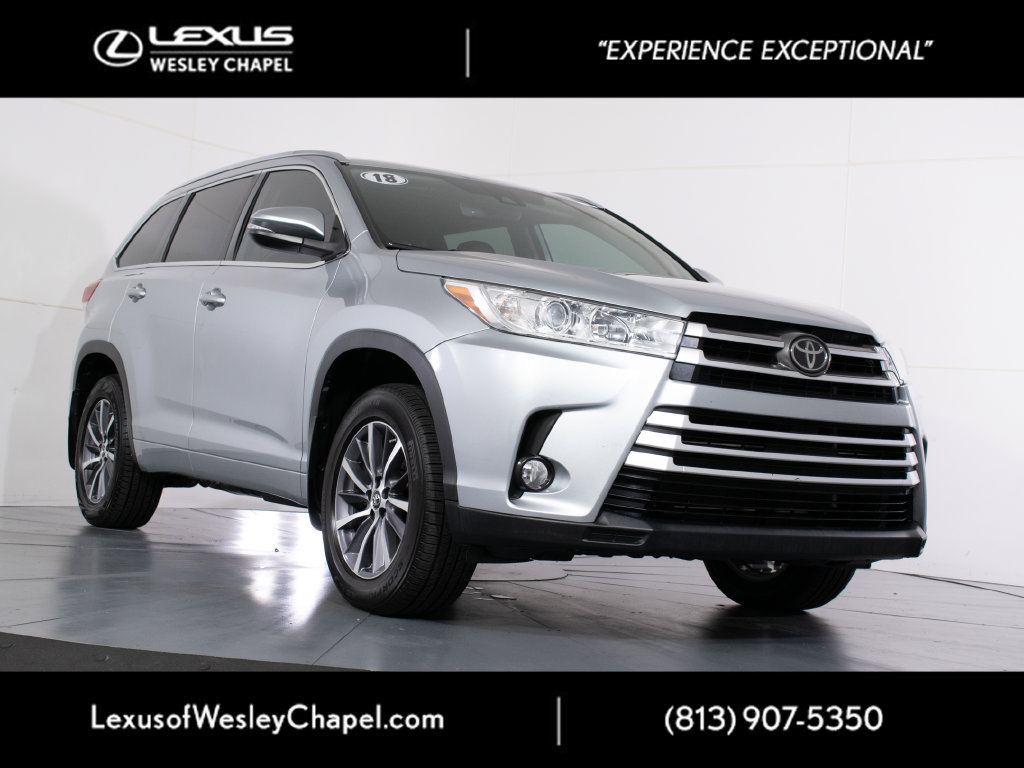 Used 2018 Toyota Highlander XLE AWD/4WD image 1
