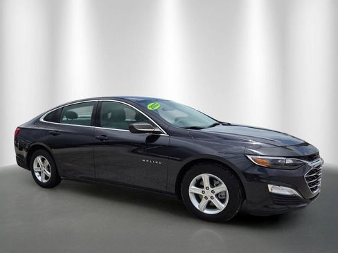 Certified 2022 Chevrolet Malibu LS w/ LPO, Convenience Package 1 FWD image 2