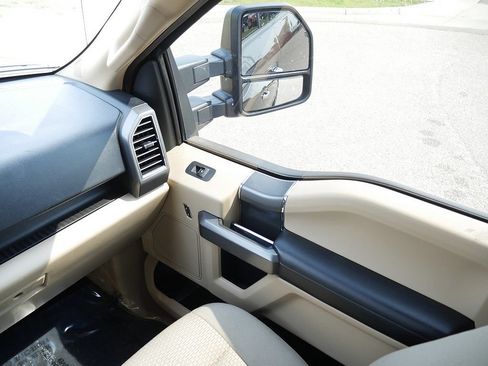 Used 2020 Ford F150 XLT w/ Equipment Group 302A Luxury AWD/4WD image 25