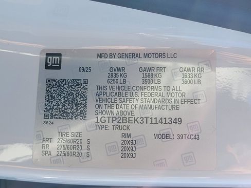 New 2026 GMC Canyon Elevation w/ Convenience Package image 11