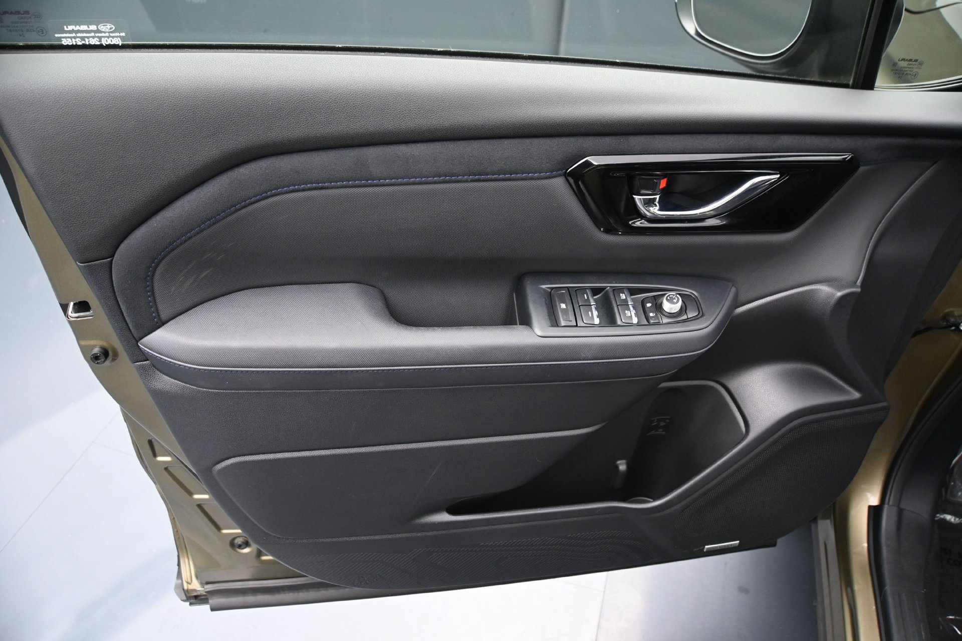 Used 2025 Subaru Forester Limited AWD/4WD image 18