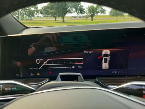 New 2025 Cadillac Escalade Premium Luxury image 41