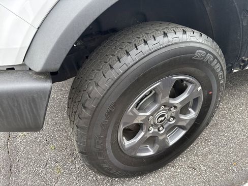 Used 2025 Ford Bronco Big Bend image 15