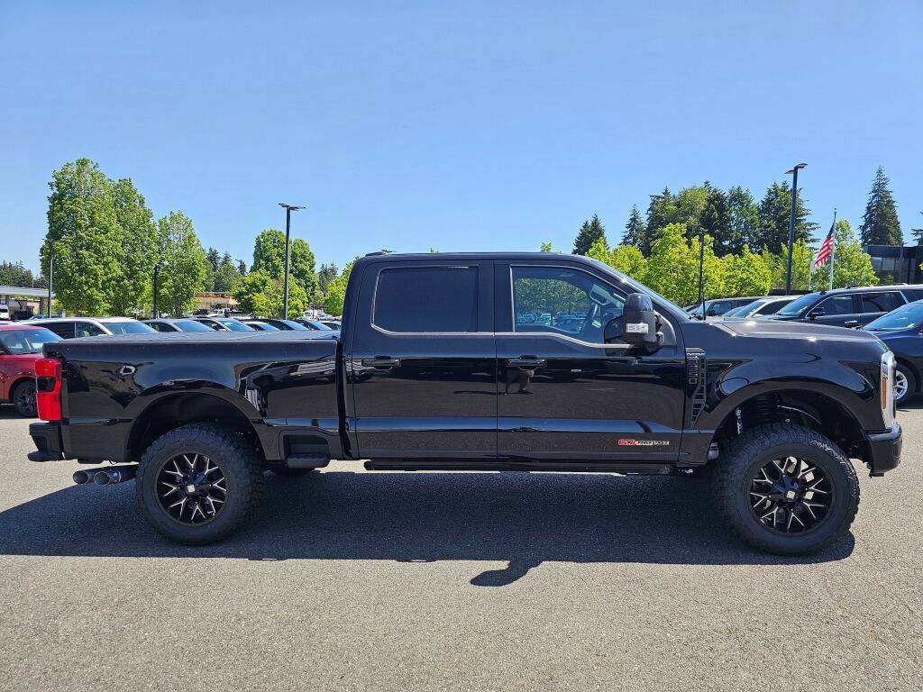 Used 2026 Ford F350 Platinum AWD/4WD image 4