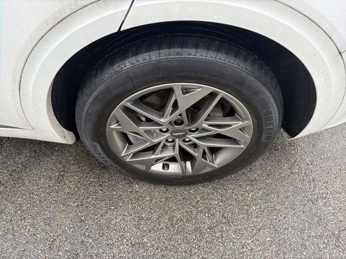 Certified 2023 Genesis GV70 2.5T w/ Advanced Package image 4