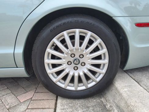 Used 2005 Jaguar S-TYPE 4.2 image 40