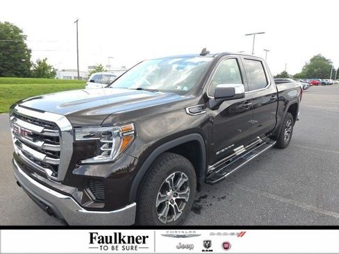 Used 2020 GMC Sierra 1500 SLE w/ SLE Value Package AWD/4WD image 1