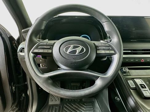 Used 2025 Hyundai Palisade Calligraphy AWD/4WD image 14