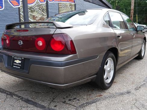 Used 2002 Chevrolet Impala LS w/ Seating Comfort Pkg FWD image 54