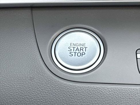 Certified 2023 Hyundai Elantra SEL w/ Convenience Package FWD image 23