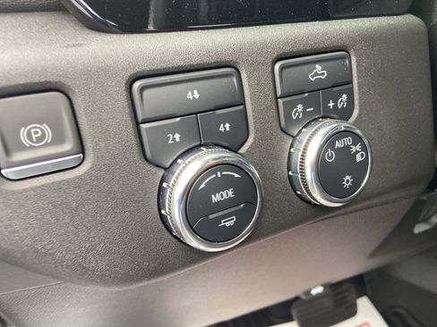 Certified 2024 GMC Sierra 2500 SLE image 13